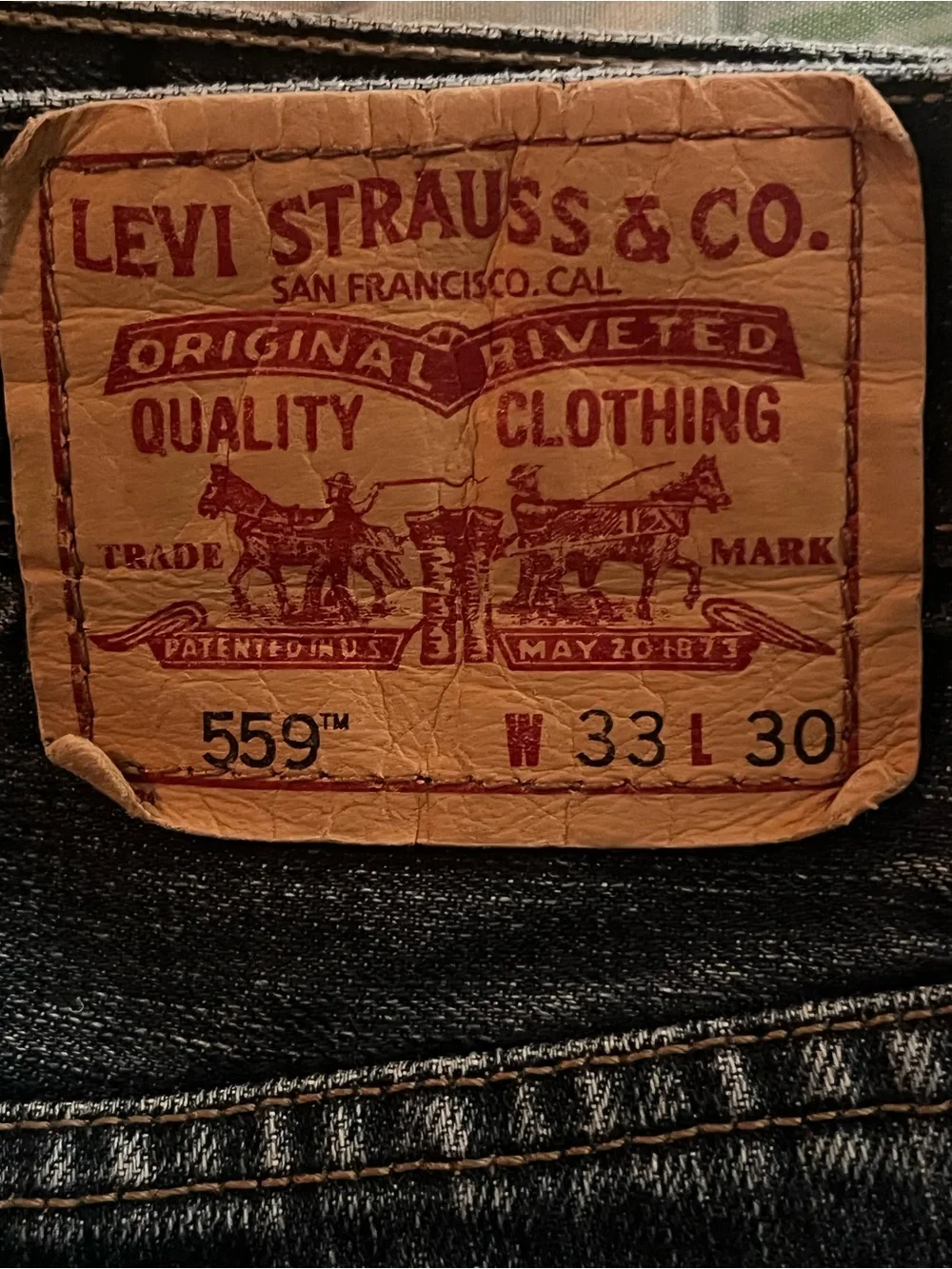 Classic Men's Blue Denim Jeans Levy Strauss
